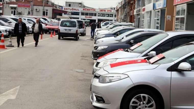 İkinci el otomobilde rekor düşüş! Fiyatlara yansıdı: 20 bin TL düştü 11