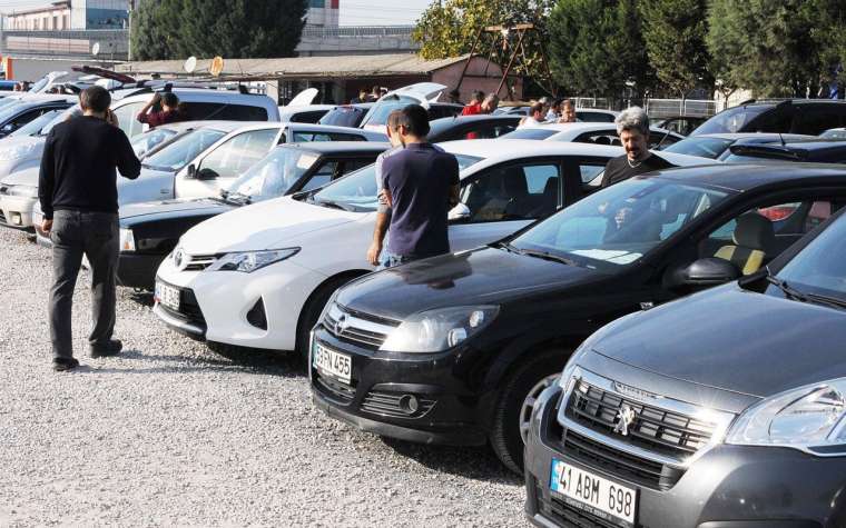 İkinci el otomobilde rekor düşüş! Fiyatlara yansıdı: 20 bin TL düştü 1