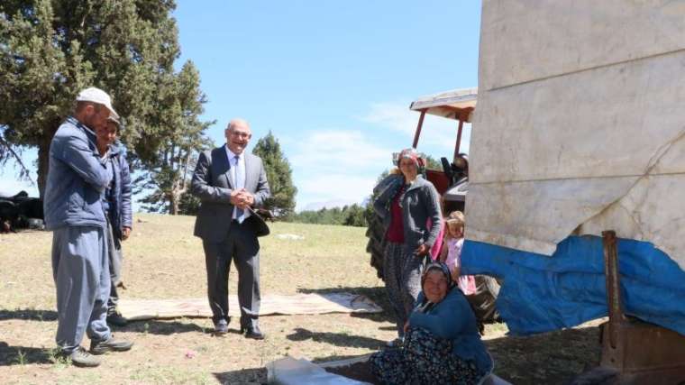 Belediye başkanı Mustafa Çay'dan köylülere bayram ziyareti 4