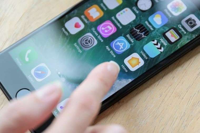 Yeni iPhone'un en net görüntüsü sızdı 7