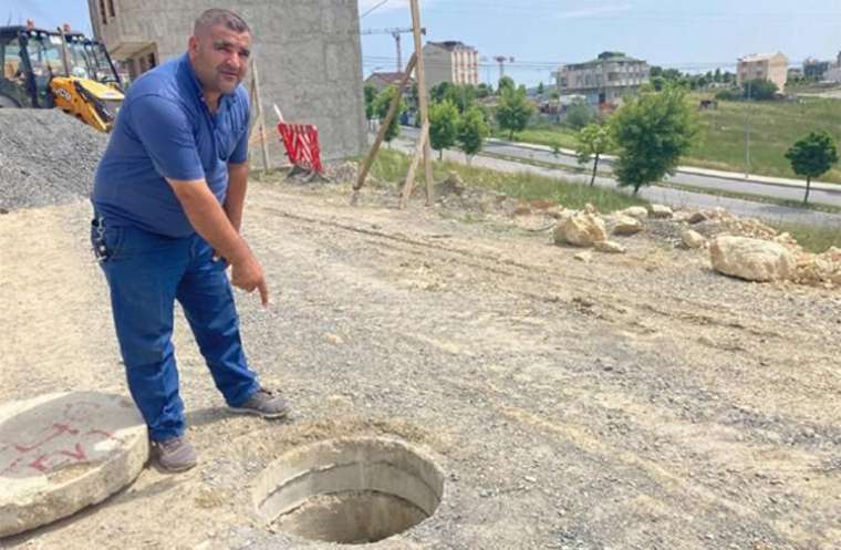 Atık su hattından çıktı! İşçiler görünce yetkililere haber verdi 2