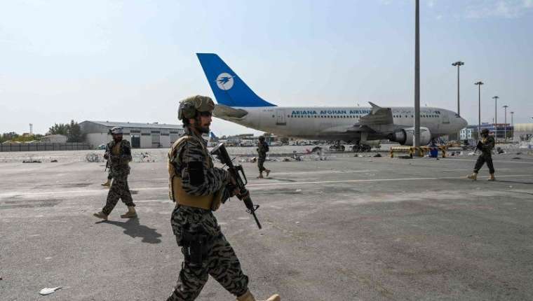 ABD, Afganistan’dan çekildi: Tarihe geçen fotoğraf 4