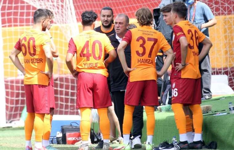 Hagi'ye Alex'le kıyaslanması sorusuna bakın ne cevap verdi 8