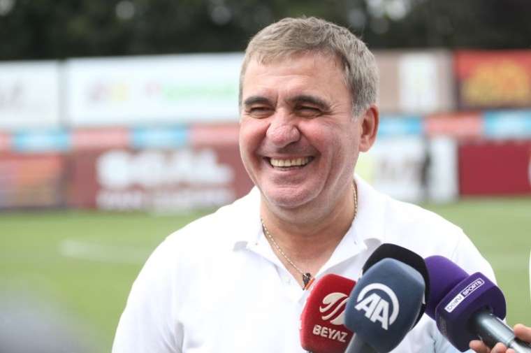 Hagi'ye Alex'le kıyaslanması sorusuna bakın ne cevap verdi 3