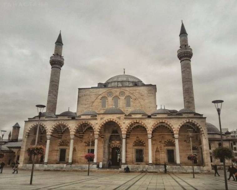 Sokaklarda bu haldeydi! Camiye gitti, hayatı değişti 1