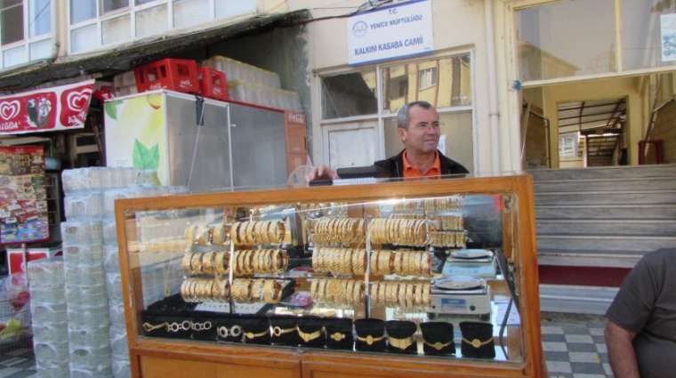 Simit satar gibi altın satıyor 1