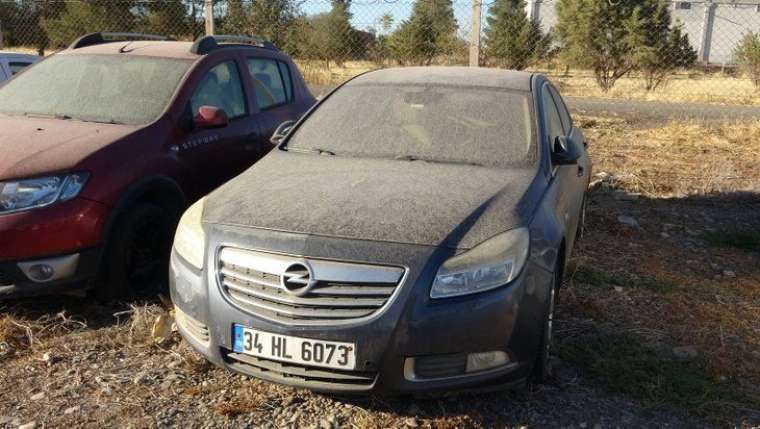 Otoparkta yatan servet! Toprağa gömülü halde bekliyorlar 11