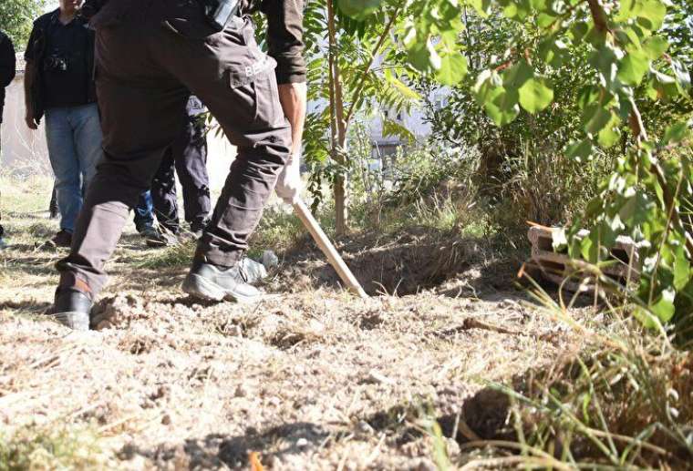 Ceset var diye kazılan çukurdan bakın ne çıktı 4