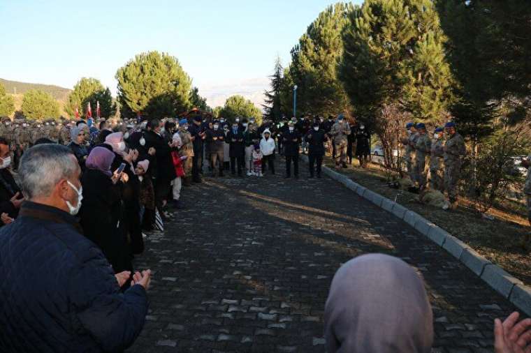 Komandolar dualarla El-Bab'a uğurlandı: Ayağınıza taş değmesin 4