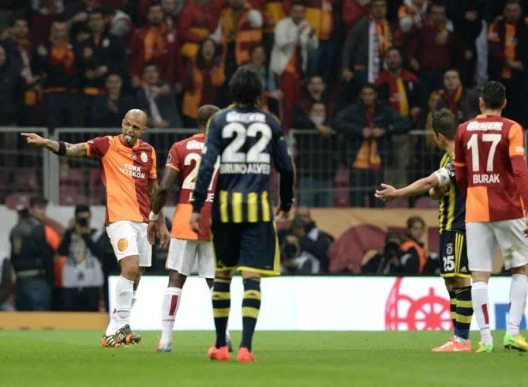 Fenerbahçe Galatasaray derbisi tarihinin unutulmaz olayları 11