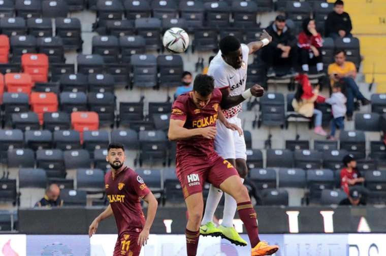 Süper Lig'de yılın olayı! Rakibin gol atmasına izin verdiler, küme düştüler 2