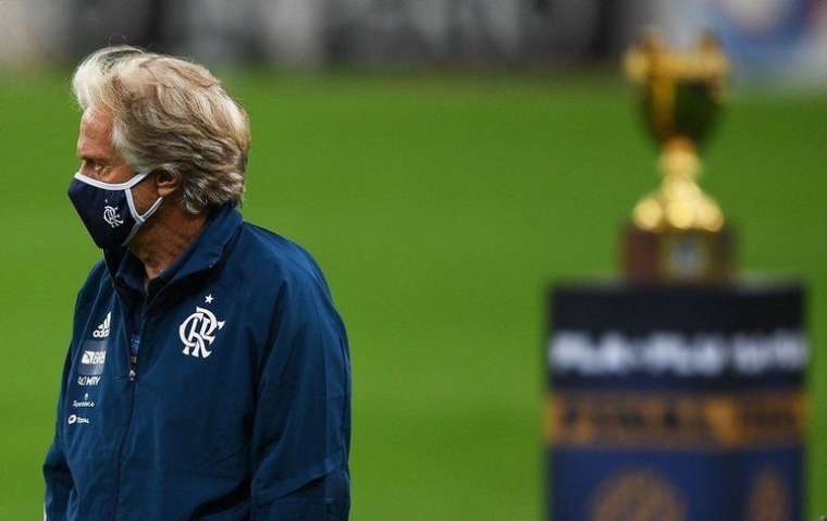 Jorge Jesus'un Fenerbahçe'ye getireceği isimler belli oldu 6