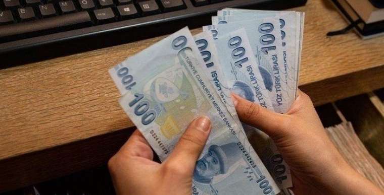 Emeklilikte yaşa takılanlar için en net tarihi Bakan Bilgin açıkladı: İşte masadaki EYT formülleri 15