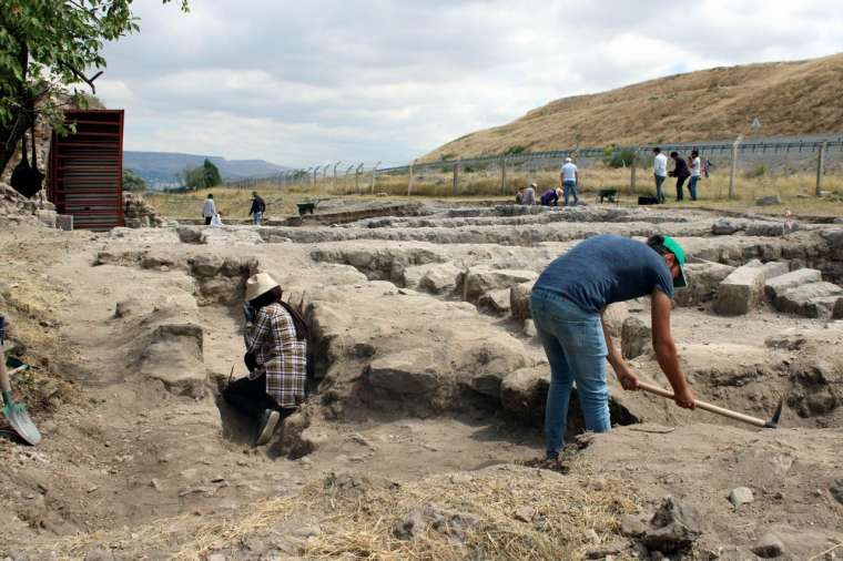 800 yıllık Selçuklu Sarayı'nda heyecanlandıran keşif 8