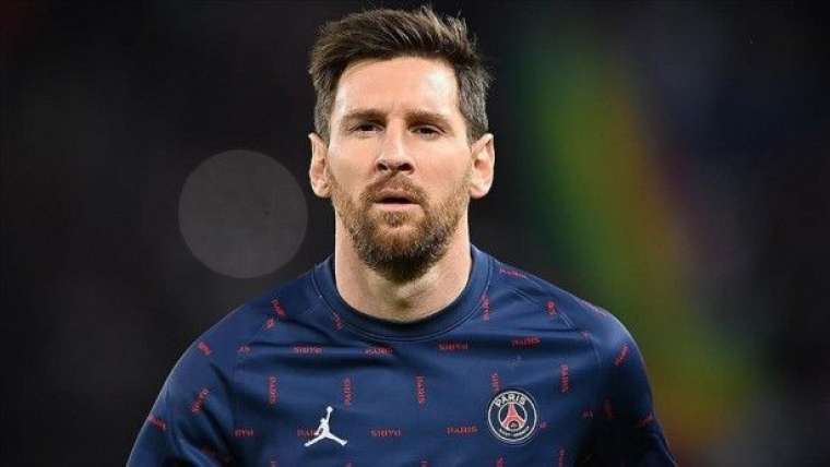 Dünya'nın en çok kazanan futbolcusu açıklandı: Messi ve Ronaldo'yu bile geçti! 8