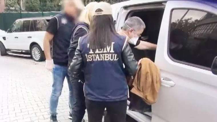 Evinde kalaşnikof mermileri bulunan Fincancı bakın kendini nasıl savundu: Öğrencilerini alet etti! 2