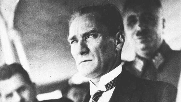 Atatürk'ün ölmeden önce Dolmabahçe personeline verdiği talimat tüyleri diken diken etti 1