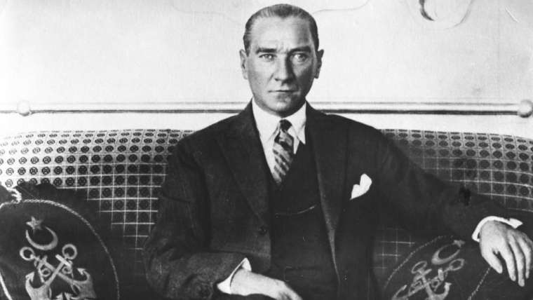 Atatürk'ün ölmeden önce Dolmabahçe personeline verdiği talimat tüyleri diken diken etti 3