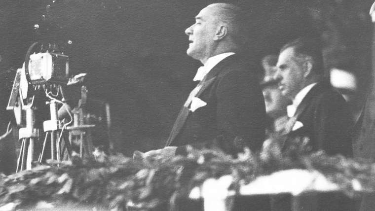 Atatürk'ün ölmeden önce Dolmabahçe personeline verdiği talimat tüyleri diken diken etti 4