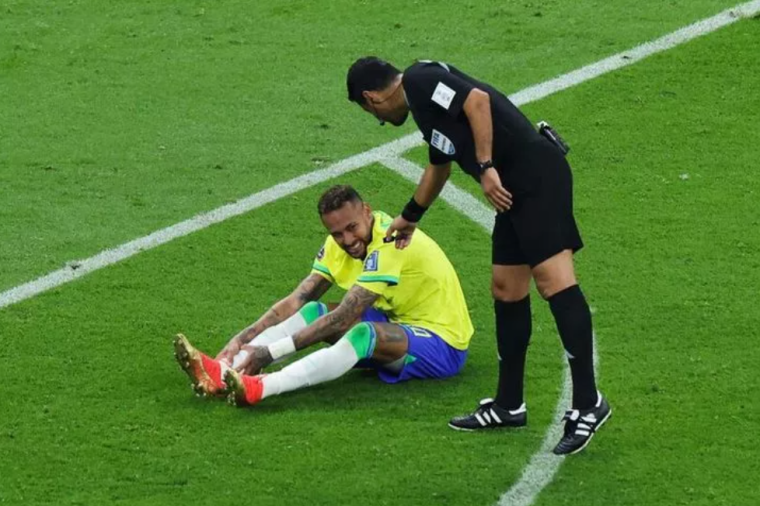 Neymar'ın bileğinin son halini görenler şaşkına döndü... Dünya Kupası'na devam edecek mi? 1