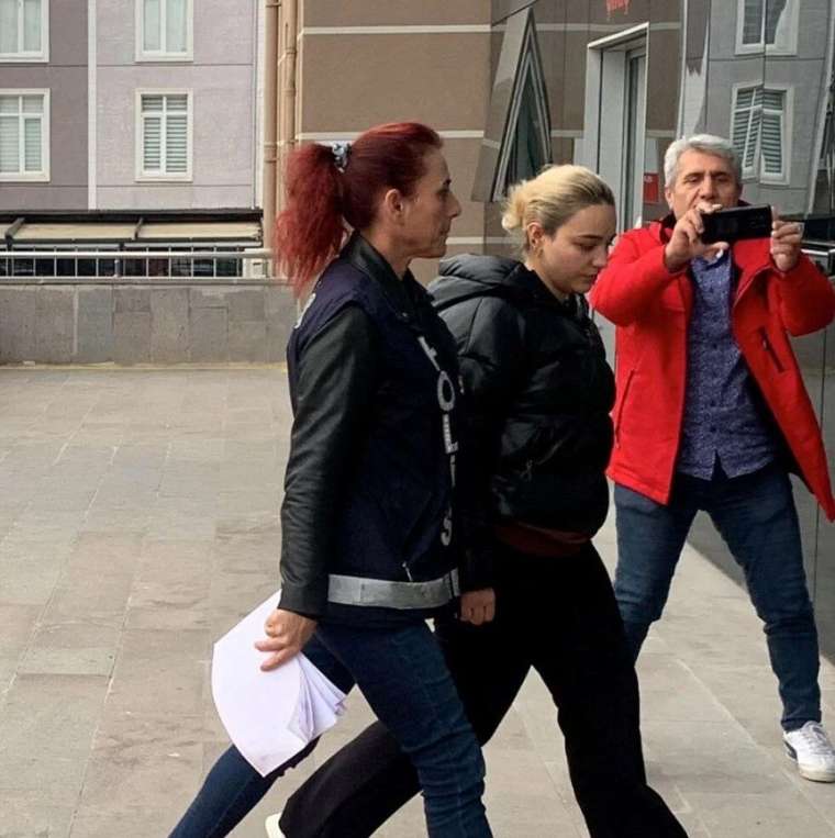 'Sahte doktor' kendine 'Çapa'nın gururu' diye çelenk yollamış 9