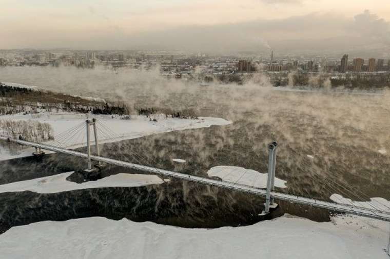 -30 dereceye rağmen bu nehir donmuyor! 1