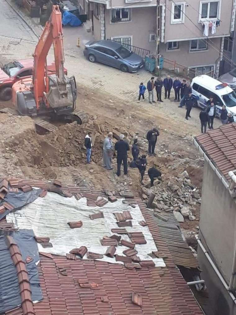 Sonucu merak ediliyor! İstanbul’daki kazıda gizemli bulgu 4