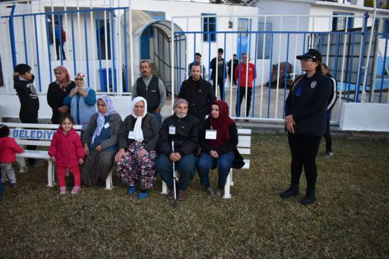 Malatya'da kazada şehit olan komiser yardımcısı Ramazan Tülek'in naaşı memleketine getirildi 7