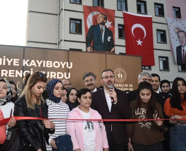 Bakan Kasapoğlu: Dünyanın en güçlü gençlik politikalarını uygulayan ülkesiyiz 1