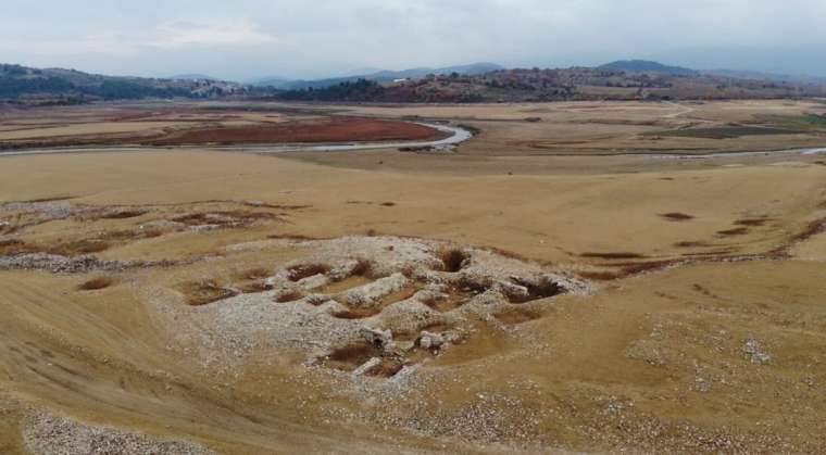 Baraj suları çekilince ortaya çıktı! Türkiye'de heyecanlandıran keşif 15