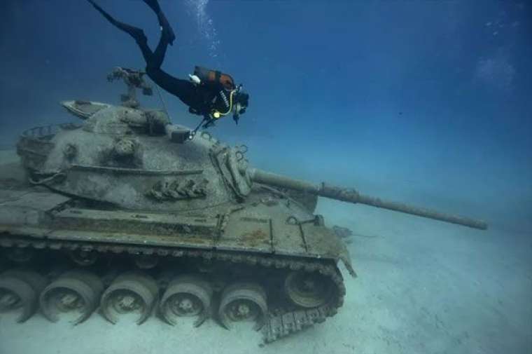 İşte batırılma nedeni! Akdeniz'in dibinde ABD yapımı tank 8