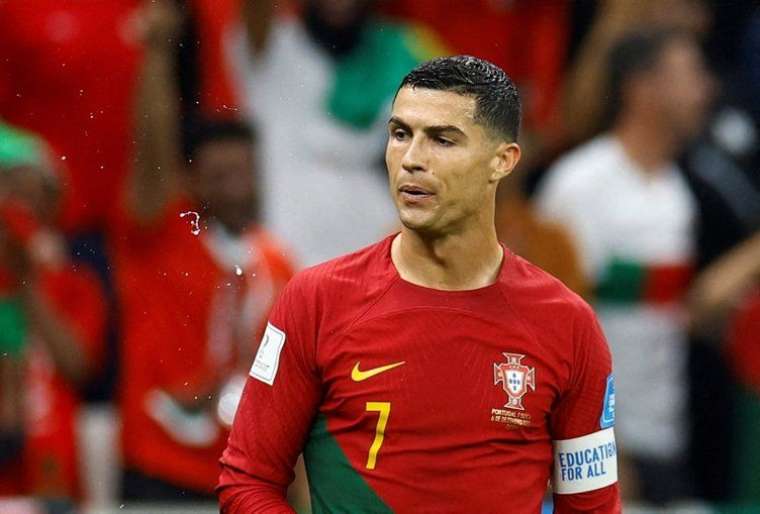 Ronaldo'dan beklenen açıklama geldi! Al-Nassr'a transfer olacak mı? 15