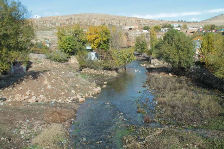 Sırrı halen çözülemedi! Yüzlerce kişi bu mağara sayesinde ekmek yiyor 6