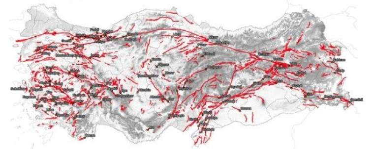 İşte en net Türkiye deprem haritası ve 6 bölgedeki diri fay hatları 8