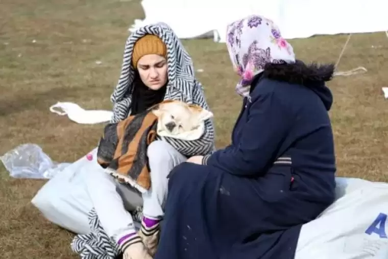 Kahramanmaraş'ta çadır kentler kuruluyor! 2