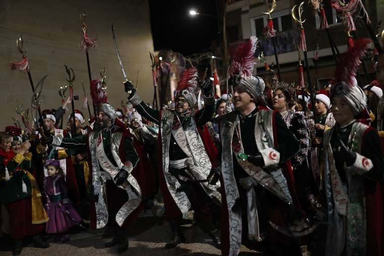 İspanya'daki "Los Turcos" grubu, Türk ismini taşımaktan büyük gurur duyuyor 25