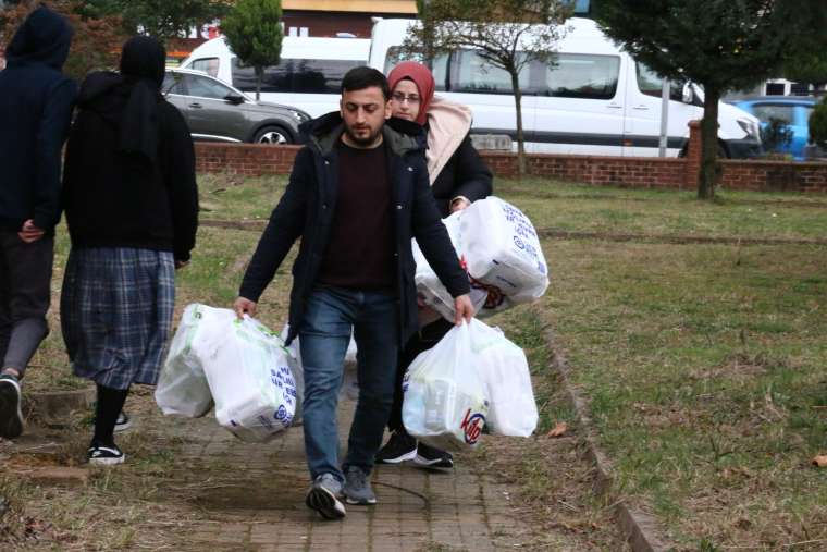 Karadeniz'den depremzedelere yardım eli: ''Nene Hatun'lar bitmez'' 9