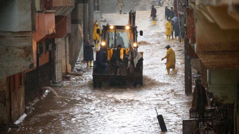 Deprem bölgesi ve 4 il için kuvvetli yağış uyarısı 1