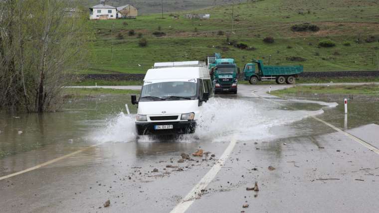 Deprem bölgesi ve 4 il için kuvvetli yağış uyarısı 5