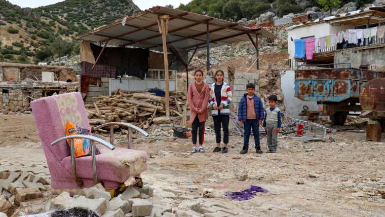 Depremde 35 evin yıkıldığı Adıyaman'daki 65 hanelik köy taşınıyor 1