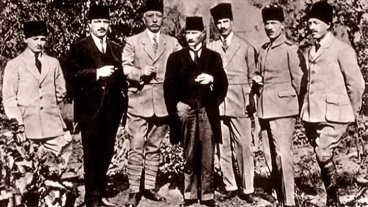 Kurucu irade Mustafa Kemal Atatürk'ün portresi! İşte Ata'nın gençlere son selamı... 26