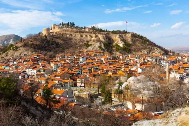 Türkiye'nin en mutlu 10 şehri belli oldu! İşte stres ve üzüntüden uzak o iller... 6