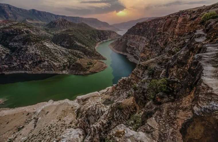 Türkiye'nin en mutlu 10 şehri belli oldu! İşte stres ve üzüntüden uzak o iller... 10