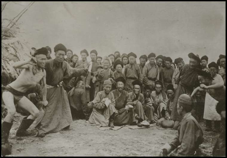 Fotoğraflar 111 yıl sonra gün yüzüne çıktı! Türk boylarının günlük yaşamları böyle görüntülendi 5