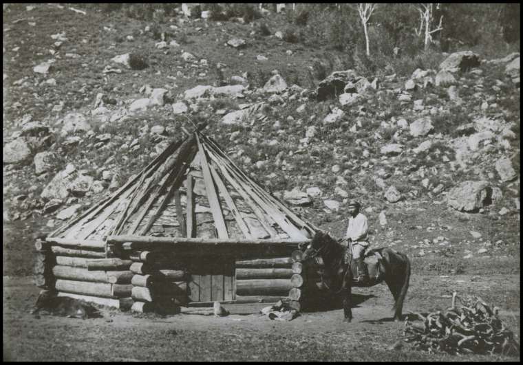 Fotoğraflar 111 yıl sonra gün yüzüne çıktı! Türk boylarının günlük yaşamları böyle görüntülendi 16