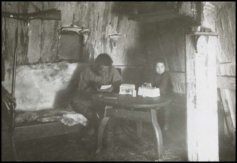 Fotoğraflar 111 yıl sonra gün yüzüne çıktı! Türk boylarının günlük yaşamları böyle görüntülendi 18