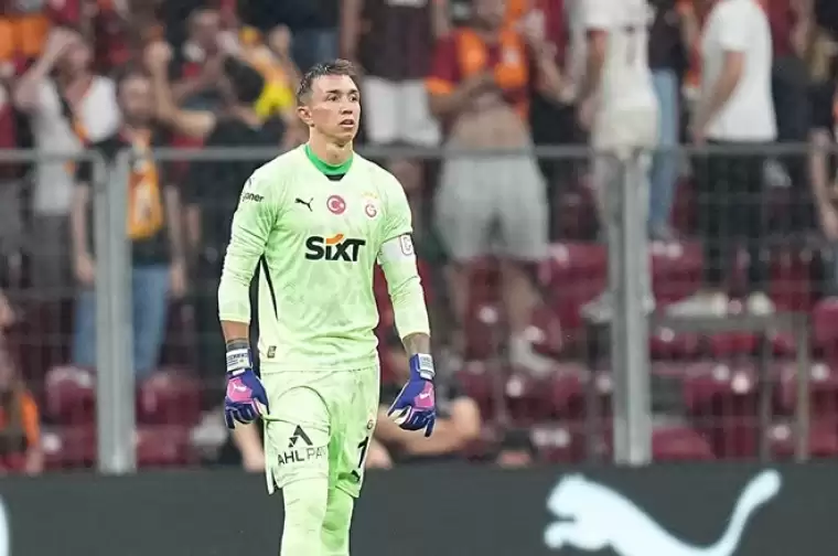 Muslera'nın yerine eski Fenerbahçeli! 1