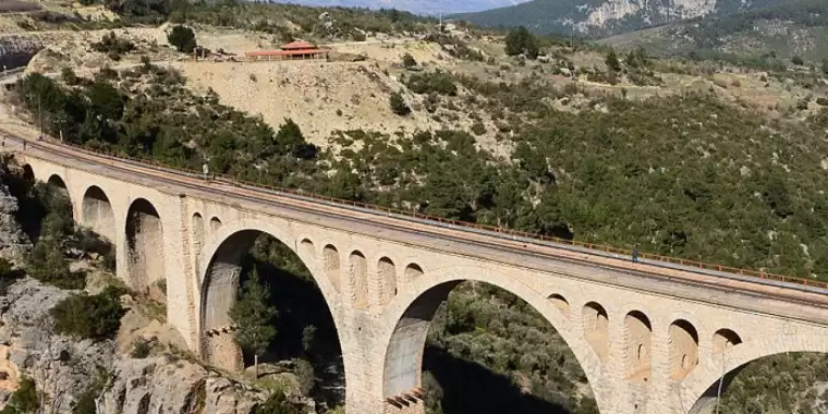 MasterChef'in çekildiği Varda Köprüsü 3