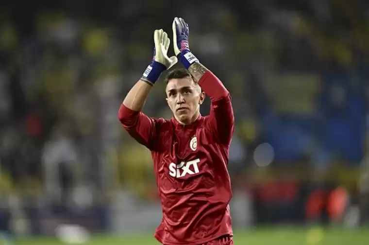 Muslera'nın yerine eski Fenerbahçeli! 3