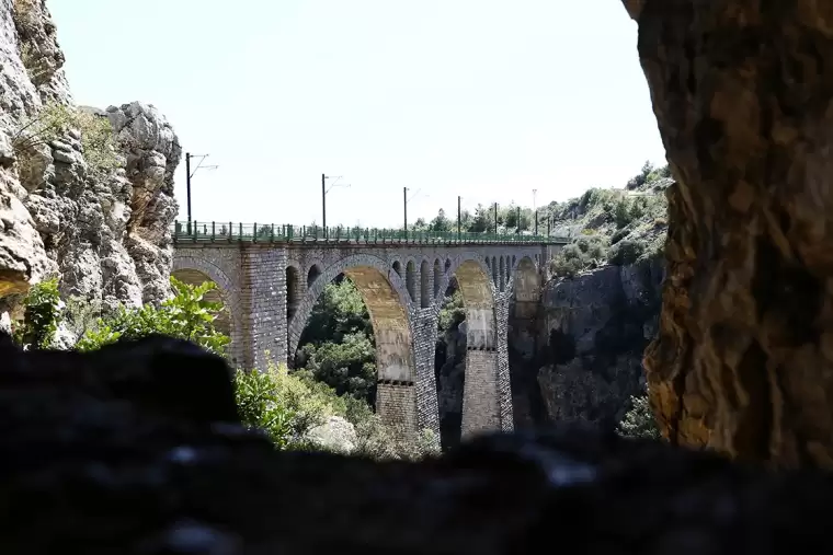 MasterChef'in çekildiği Varda Köprüsü 4